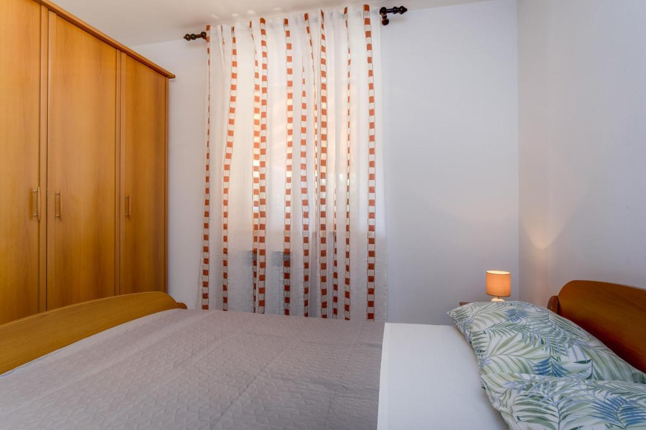 Apartments Franjo Мали-Лошинь Экстерьер фото