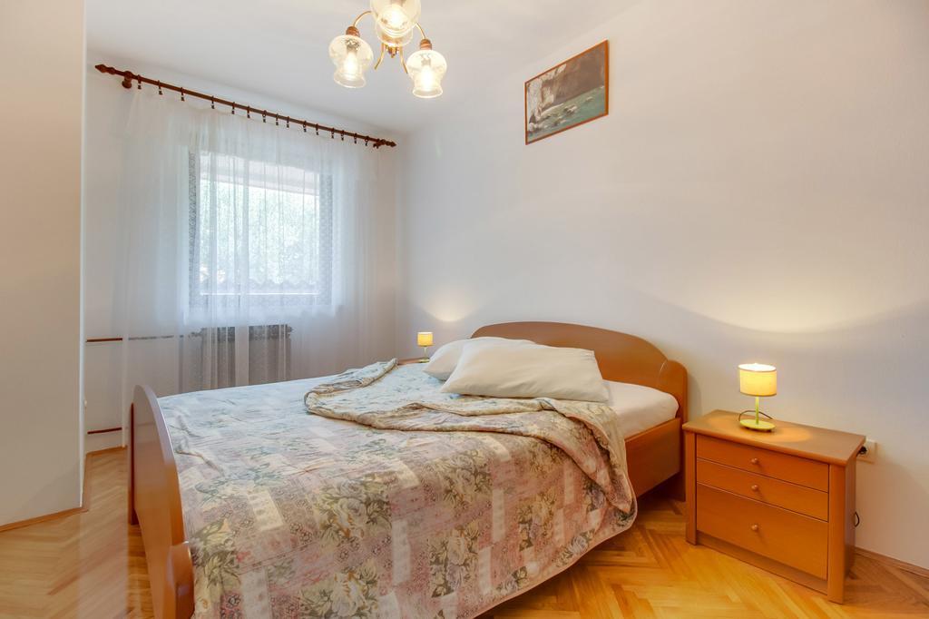 Apartments Franjo Мали-Лошинь Номер фото