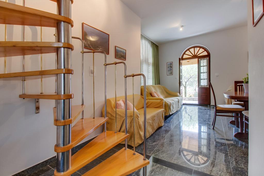 Apartments Franjo Мали-Лошинь Номер фото